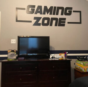 3D Wooden Gaming Zone Décor